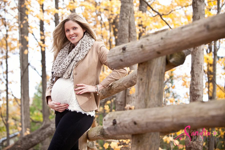 Outdoor Fall colours Maternity Photography London Ontario 067